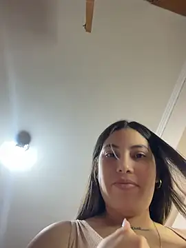 Snapshot of Anna_Bitch_Disgusting chatting on June 2026 01:51:02 AM Anna Bitch Disgusting online show from June 2026 01:51:02 AM