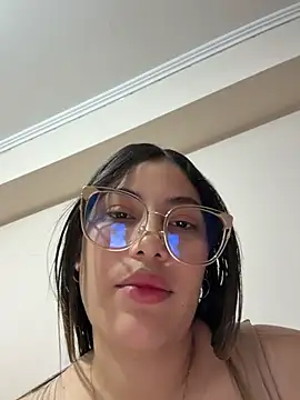 Snapshot of Anna_Bitch_Disgusting chatting on June 2026 01:04:02 AM Anna Bitch Disgusting online show from June 2026 01:04:02 AM