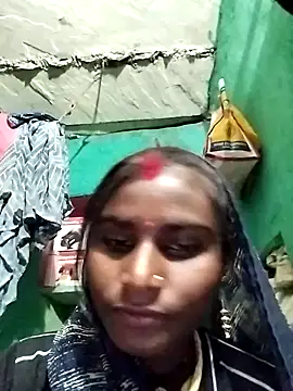 Big Lovexx online show from November 2025 03:45:01 PM