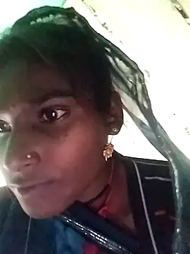 Big Lovexx online show from December 2025 06:18:01 AM