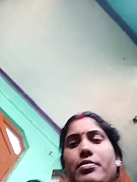 Snapshot of Pushpa_hotty chatting on April 2026 02:42:01 AM Pushpa hotty online show from April 2026 02:42:01 AM