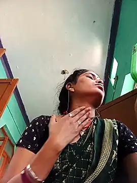 Snapshot of Pushpa_hotty chatting on April 2026 02:26:02 AM Pushpa hotty online show from April 2026 02:26:02 AM