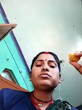 Snapshot of Pushpa_hotty chatting on April 2026 03:46:01 AM Pushpa hotty online show from April 2026 03:46:01 AM