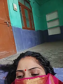 Snapshot of Pushpa_hotty chatting on May 2026 03:33:02 AM Pushpa hotty online show from May 2026 03:33:02 AM