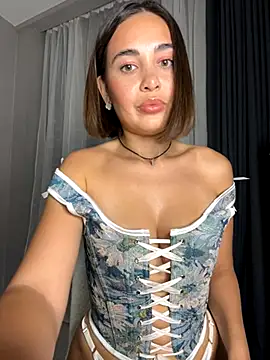 Tatargirl online show from November 2025 10:32:01 PM