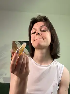 Shy Vivi online show from January 2026 01:14:01 PM