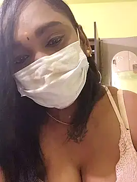 Dharshini98 online show from January 2026 11:09:01 PM