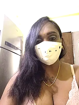 Dharshini98 online show from February 2026 05:29:01 PM