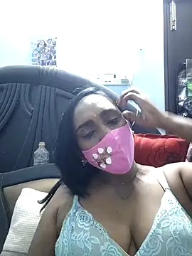 Dharshini98 online show from April 2026 03:03:02 PM