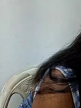 Snapshot of DIMPLE-GIRL88 chatting on November 2025 05:51:02 AM DIMPLE-GIRL88 online show from November 2025 05:51:02 AM