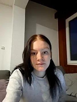 Lilly hase online show from November 2025 06:23:01 AM