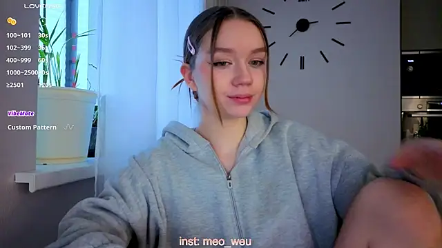 me liss online show from November 2025 06:22:01 AM