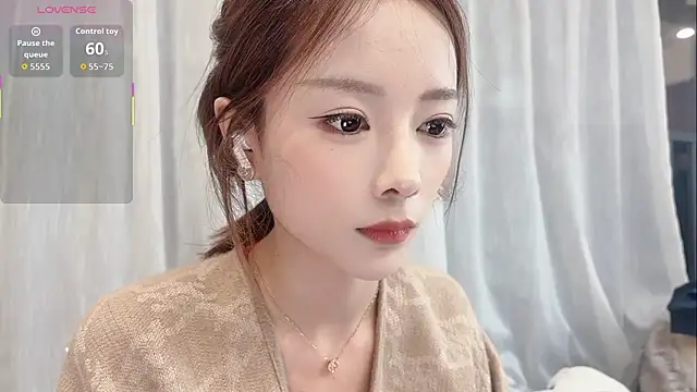 Butterbear online show from November 2025 05:57:01 PM