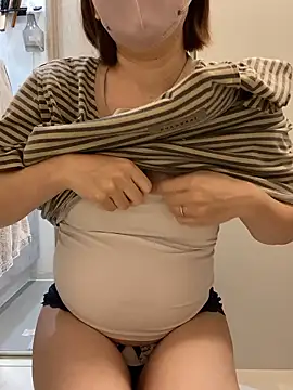 yun cute online show from November 2025 01:07:02 PM