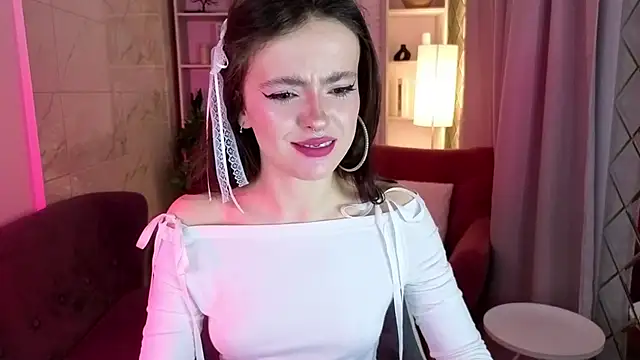 Lana  Soft online show from November 2025 01:35:02 PM