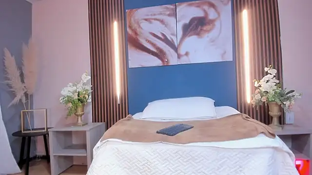 two on fire online show from November 2025 07:50:02 PM