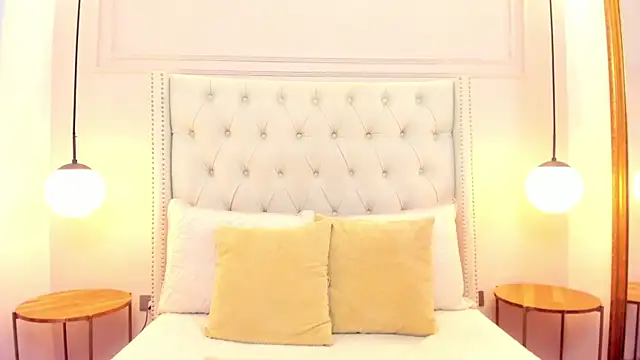 Snapshot of ViickyLee chatting on February 2026 02:53:01 AM ViickyLee online show from February 2026 02:53:01 AM