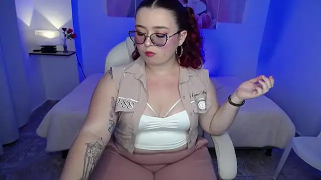 Snapshot of selene_rouse_ chatting on February 2026 10:04:02 PM selene rouse online show from February 2026 10:04:02 PM