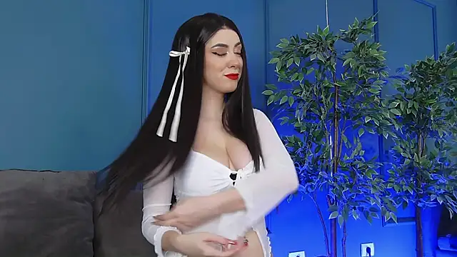 IrissBell online show from November 2025 06:34:02 AM