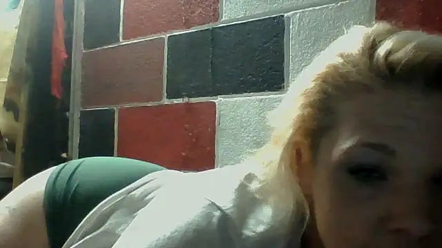 1anOnlyHoTTLuLu online show from November 2025 07:58:01 AM