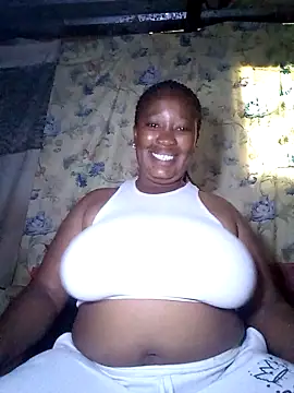 MissMoyo online show from November 2025 03:05:02 PM