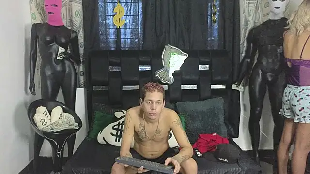 BDSM Group online show from November 2025 04:20:02 PM