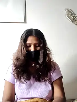 Snapshot of TINA9900 chatting on December 2025 03:21:02 PM TINA9900 online show from December 2025 03:21:02 PM