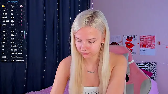 murmurmiace online show from November 2025 06:11:02 AM