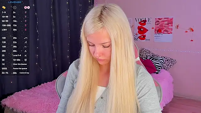 murmurmiace online show from November 2025 06:41:02 AM