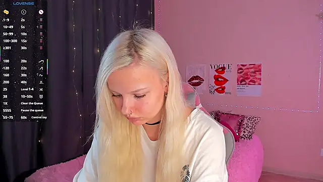 murmurmiace online show from November 2025 12:08:02 PM