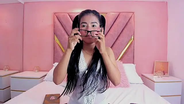 roxyflame  online show from November 2025 11:42:02 AM