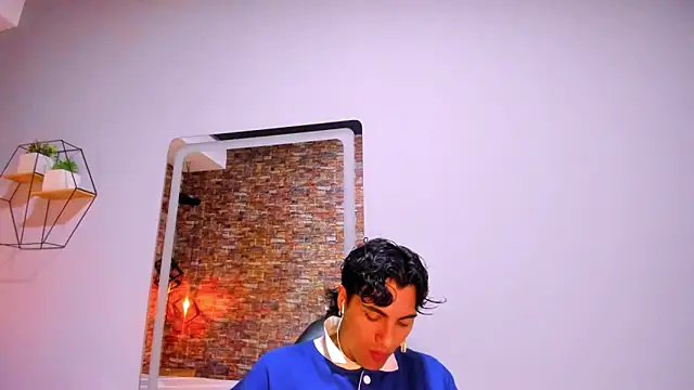 MattFiore online show from December 2025 07:55:01 PM