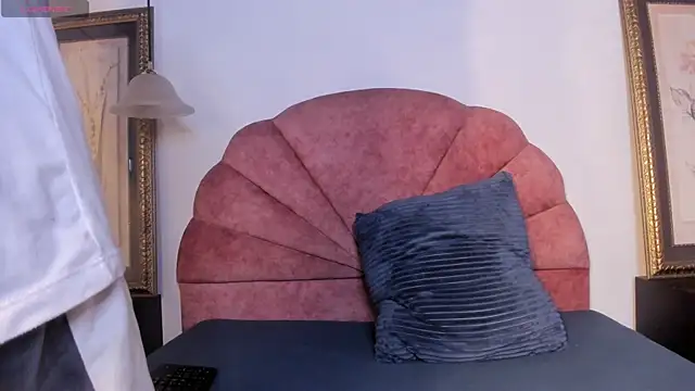 Rose Ethan online show from November 2025 03:18:02 AM