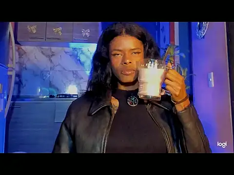 aprille15 online show from February 2026 03:34:02 AM