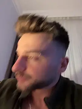 Snapshot of atesturky chatting on November 2025 12:57:02 AM atesturky online show from November 2025 12:57:02 AM