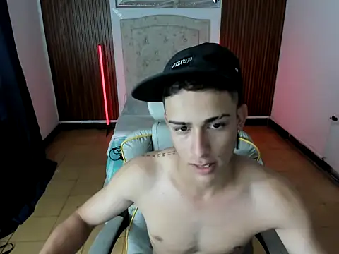 pablo prada online show from November 2025 07:35:01 PM