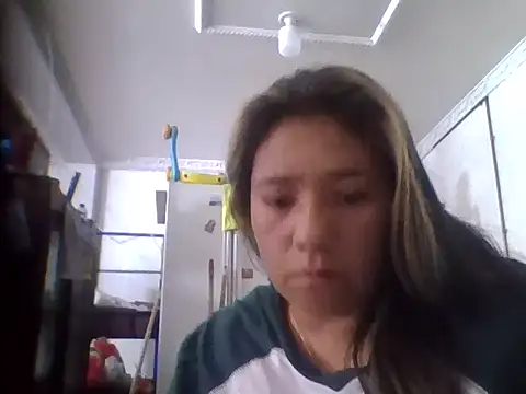 marcelaxxxl online show from November 2025 07:46:02 PM