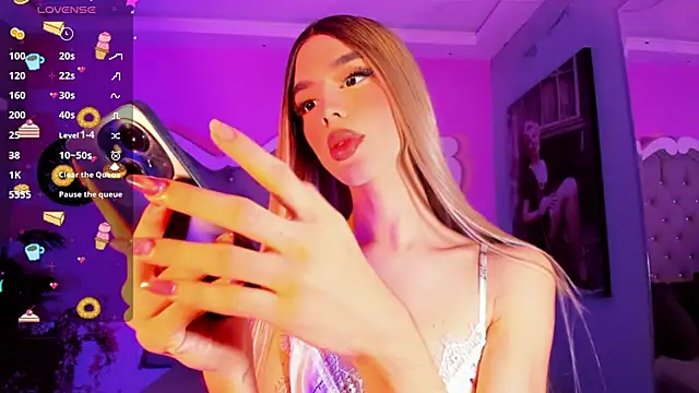 LeslieAmor1 online show from November 2025 04:48:02 AM