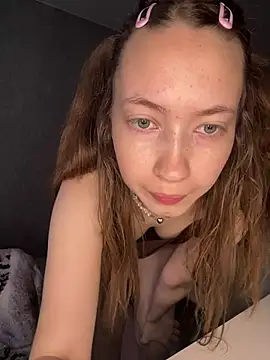 Holy Poly online show from March 2026 05:35:02 AM