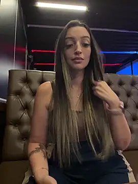 BelleRune online show from April 2026 09:39:33 PM