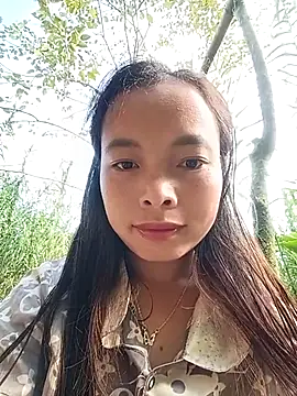 Yumi 08 online show from November 2025 01:55:02 AM