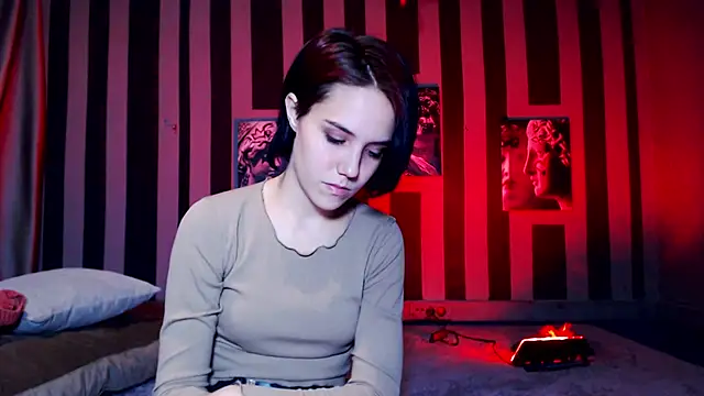 onaloon online show from November 2025 01:39:01 AM