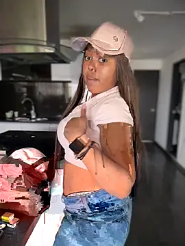 Belanny LS online show from November 2025 03:44:01 PM