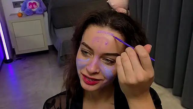 Snapshot of Luna_Veyra chatting on November 2025 10:42:01 PM Luna Veyra online show from November 2025 10:42:01 PM