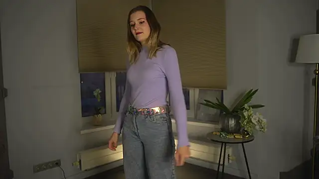 SusyGlines online show from November 2025 03:23:02 AM