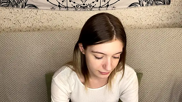 MiriamDongo online show from November 2025 12:07:01 PM