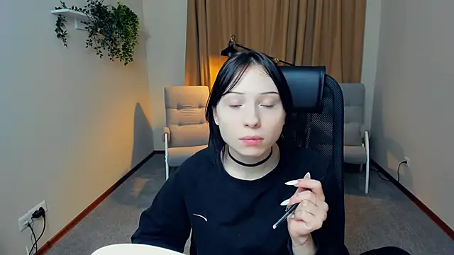 EthelynSeiler online show from November 2025 02:50:02 PM