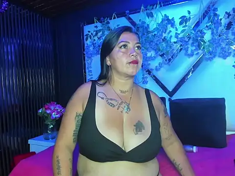 sandyadams  online show from November 2025 02:22:01 AM