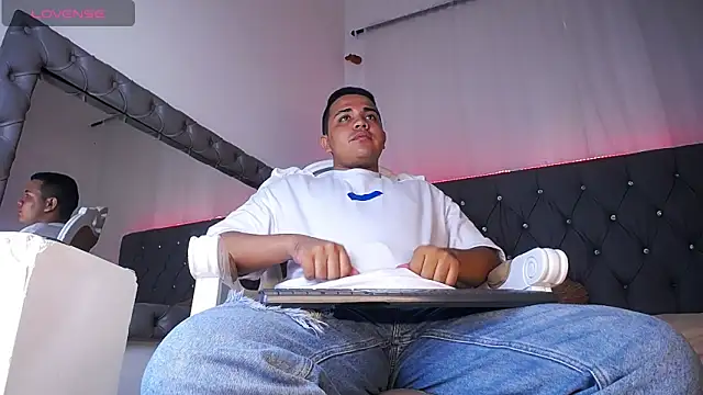 Alex Morgan online show from November 2025 03:05:02 AM