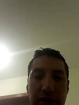 carlostdh91 online show from February 2026 07:21:01 PM